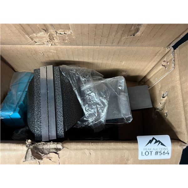 Lot of 1 Bench Vice