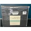 Image 1 : Lot of 1 Queen Sheet Set - Dark Grey