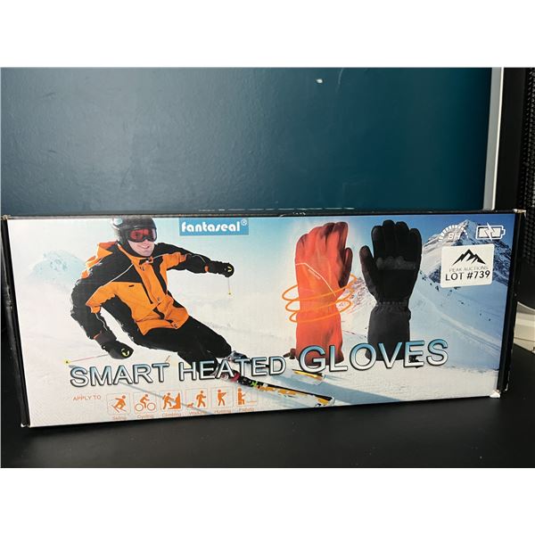 Lot of 1 Pair of Heated Gloves w/ Powerbanks