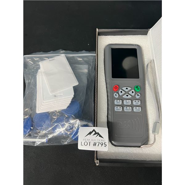 Lot of 1 Digital Card Reader