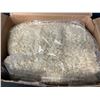 Image 2 : Lot of 1 5LB Box of 100% Pure - White Beeswax Pellets