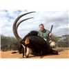 Image 3 : 5 Day Sable Bull and Gemsbok Bull Hunt for 1 Hunter + Non-Hunter in Kalahari, South Africa