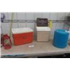 Image 1 : 2 Small Portable Coolers, Reliance Water Jug, small Barn Lantern
