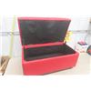 Image 4 : 13" x 17" x 31" Red Upholstered Storage Box