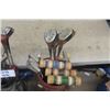 Image 3 : 2 Bags of Assorted Golf Clubs - 4 Wooden Clubs , Croquet