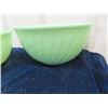 Image 2 : Set of 4 Vintage Fire King Jadeite Swirl Design Mixing Bowls