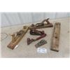 Image 1 : 5 Wood Planes- 1 Handled + Wooden Level