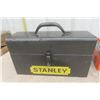 Image 6 : Stanley Jobmaster All Purpose Saw in Metal Case, B+D Palm Grip Finish Sander in Box 