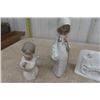 Image 2 : 2 Lladro Figures, Lladro Store Display Plaque, Hull Planter