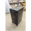 Image 2 : 3 Drawer Metal Filing Cabinet 14" x 18" x 30" 