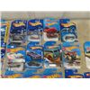 Image 4 : 34 Hot Wheels New in Package - Most are 20 yrs Old