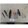 Image 1 : 2 Gerber Knives + Holder, 3 Throwing Knives, 2 Pocket Knives