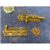 Image 4 : 3 Glass Door Handles, Ceramic Door Handles, Door Parts, 2 Porcelain + Brass Screw in 2 Way Splitters