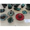 Image 6 : 21 pcs of Blue Mountain Pottery; Vases, Urns, Jug, Ashtrays + 1 Red Cowboy Hat