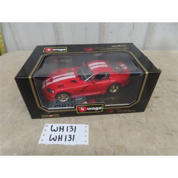 B.Burago 1:18 Scale Die Cast 1997 Dodge Viper GTS