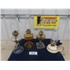 Image 1 : 4 Vintage Oil Lamps