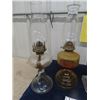 Image 2 : 4 Vintage Oil Lamps