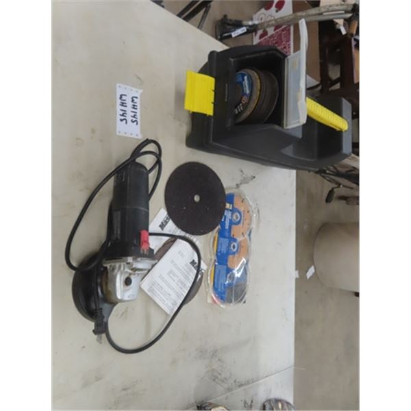 Jobmate 4.5" Angle Grinder with Stanley Hard Case + Many Discs