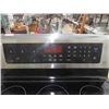Image 3 : LG Model LRE 6383ST Stainless Steel Glass Top Stove with Convection Oven 30" Wide