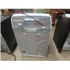 Image 5 : Amana High Efficiency Washing Machine 27" Wide