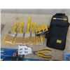 Image 5 : New Tools: Mastercraft Pliers/ Cutters 6"+8", Tool Holster, 14 in 1 Screwdriver, Paint Brushes plus 