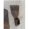 Image 3 : 4 Heavy Cast Tool Parts, Very Large Splitting Wedge, 3 Various Axe Heads