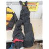 Image 4 :  Ski-Doo 2pc Snowmobile Suit - Jacket looks like Sz Med? Pants are Sz 36