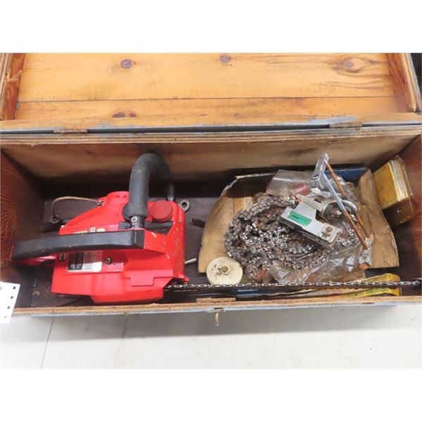Homelite Super 2 Chainsaw for Parts! - Sharpener + Extra Chain in Wooden Box