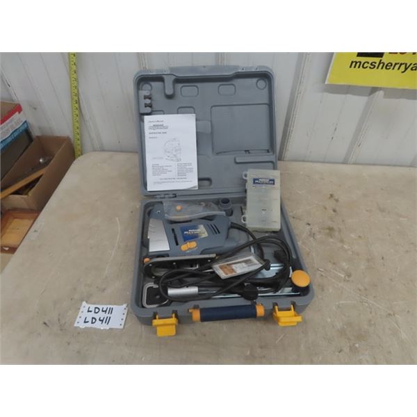 Mastercraft Maximum Electric Serpentine Saw with Bits in Hard Case