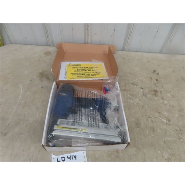 Campbell Hausfeld Air Brad Nailer- looks new in box