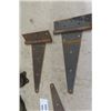 Image 3 : 4 Large Barn Door Hinges, 4 Cast Iron Caster Wheels