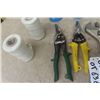 Image 3 : 5 Crescent Wrenches, 2 Tin Snips, 3 Sealed Window/ Door Sealant + 2 Rolls of String