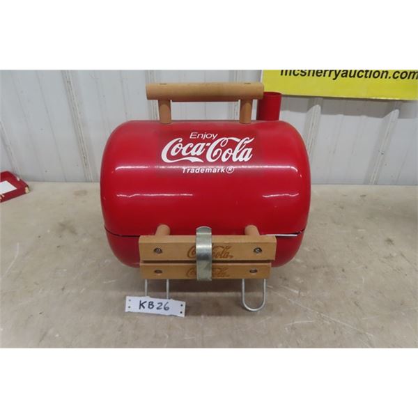 Barbecue Grill Four à Charbon de Bois Portable en Forme de Golf Gril Barbecue Grill Four à Charbon de Bois Portable en Forme de Golf Gril
