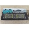 Image 2 : Magnum Compact Halogen Light Set in Box, Wen 10" Orbital Electric Car Waxer