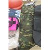 Image 8 : Insulated Camo Pants Sz 38, Bright Orange Cover Alls Sz Lg, Action Sz 11 Mens Winter Boots, Wool Glo