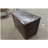 Image 2 : Window Dresser with 2 Drawers 17.5"×24"×34"