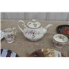 Image 2 : Resylin China Tea Pot with Cream + Sugar, a Couple Plates, 4 Royal Albert Plates