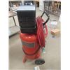 Image 2 : Craftsman 5 1/2 HP 2.5 Gallon Portable Air Compressor with Hose 