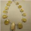 Image 1 : 65 CTS SERPENTINE TEAR DROPS STRAND