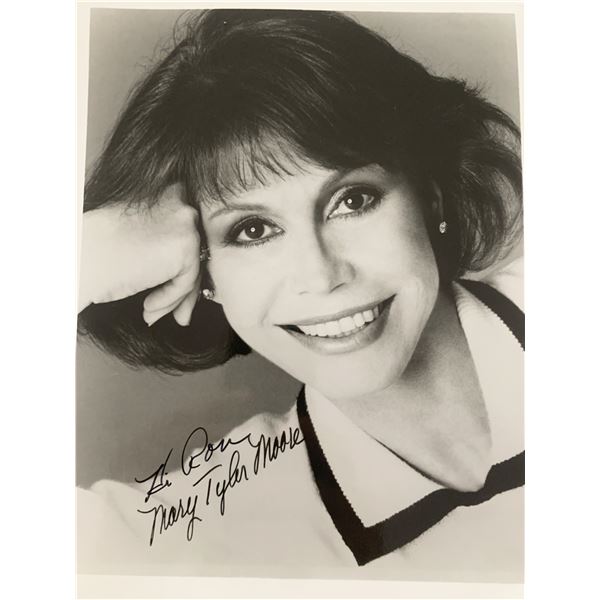 Mary Tyler Moore signed photo
