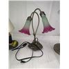 Image 2 : 3 Assorted Table Lamps