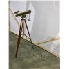 Image 2 : Brass Telescope on a Stand Medium