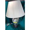 Image 1 : Ginger jar style table lamp