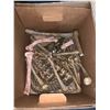 Image 2 : Box of Skeleton Movie Fake Bones