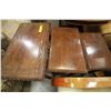 Image 2 : Set of 3 Walnut Nesting Tables