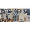 Image 2 : Large Lot of Delft's Miniature Collectables