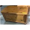 Image 2 : Solid pine blanket box made in England, 34"w x 18"d x 20"h