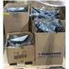 Image 1 : 4 large boxes of clothes hangers, mostly crystal plastic