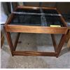 Image 1 : Glass top oak frame coffee table (Approx. 27 in x 23 in)