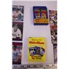Image 6 : Collect-a-Books Baseball Card Pack and Football Pack